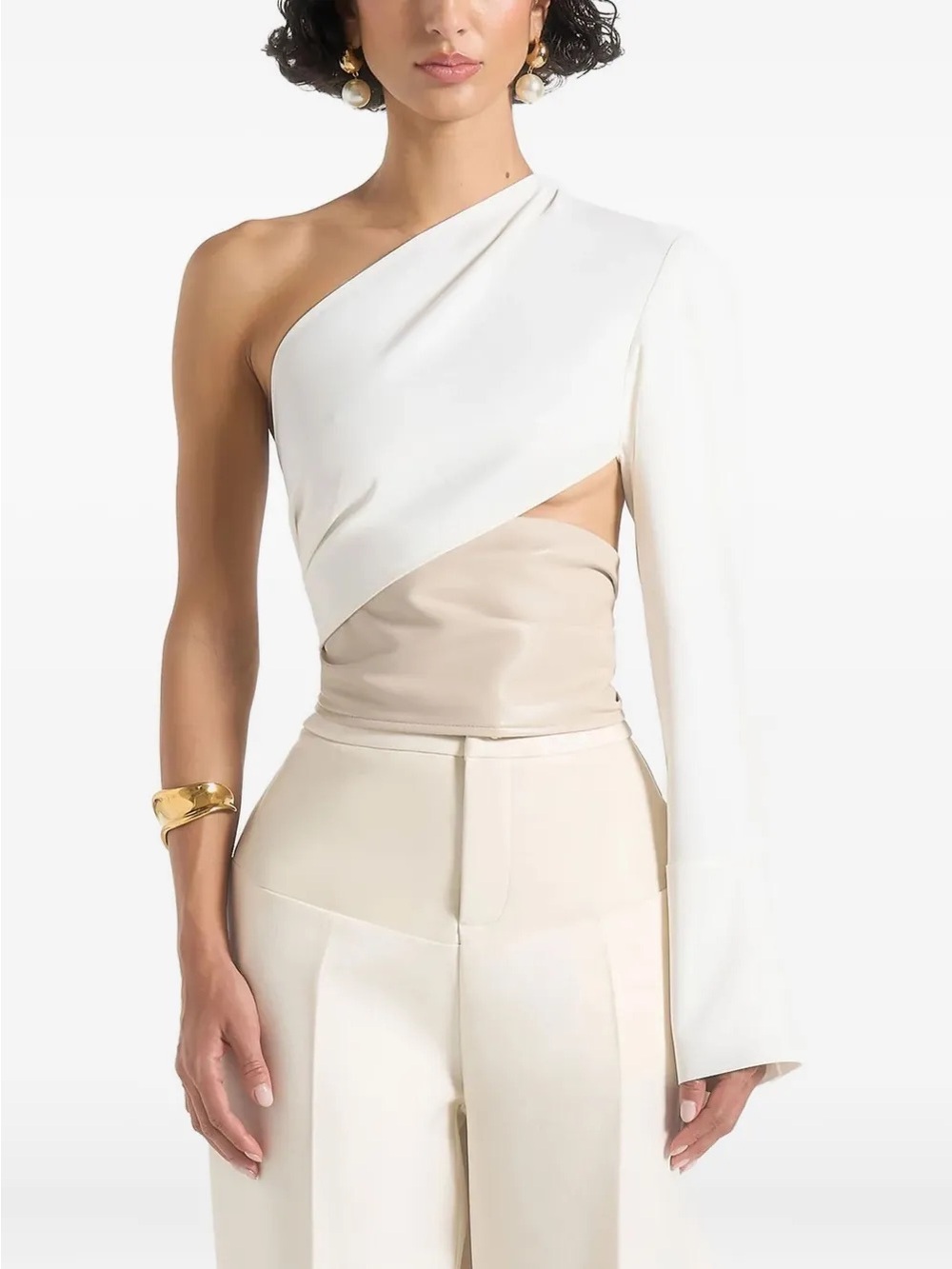 Maniere De Voir One-Shoulder White Cream Asymmetric Top